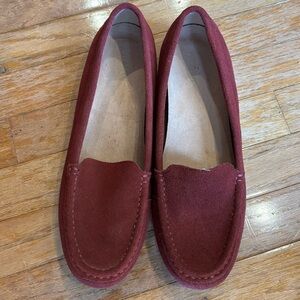 Vionic Debbie Burgundy Loafers Size 11